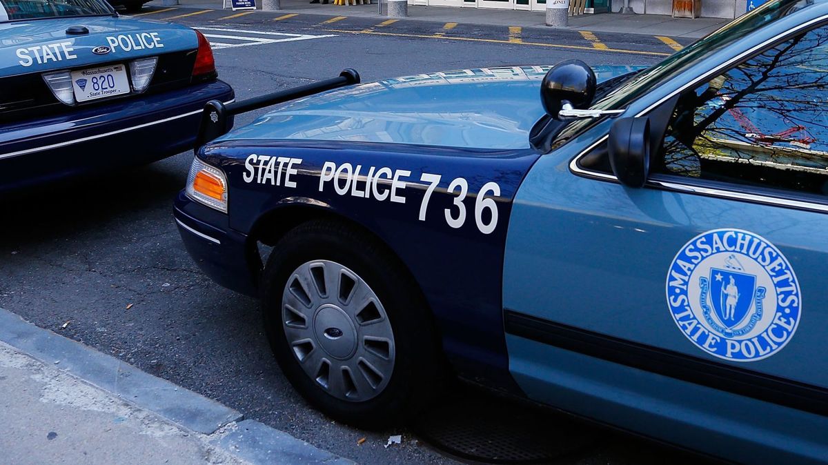 20 Boston state troopers face possible discipline in overtime scam probe